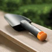 Fiskars 137000 Solid™ Küçük Toprak Küreği
